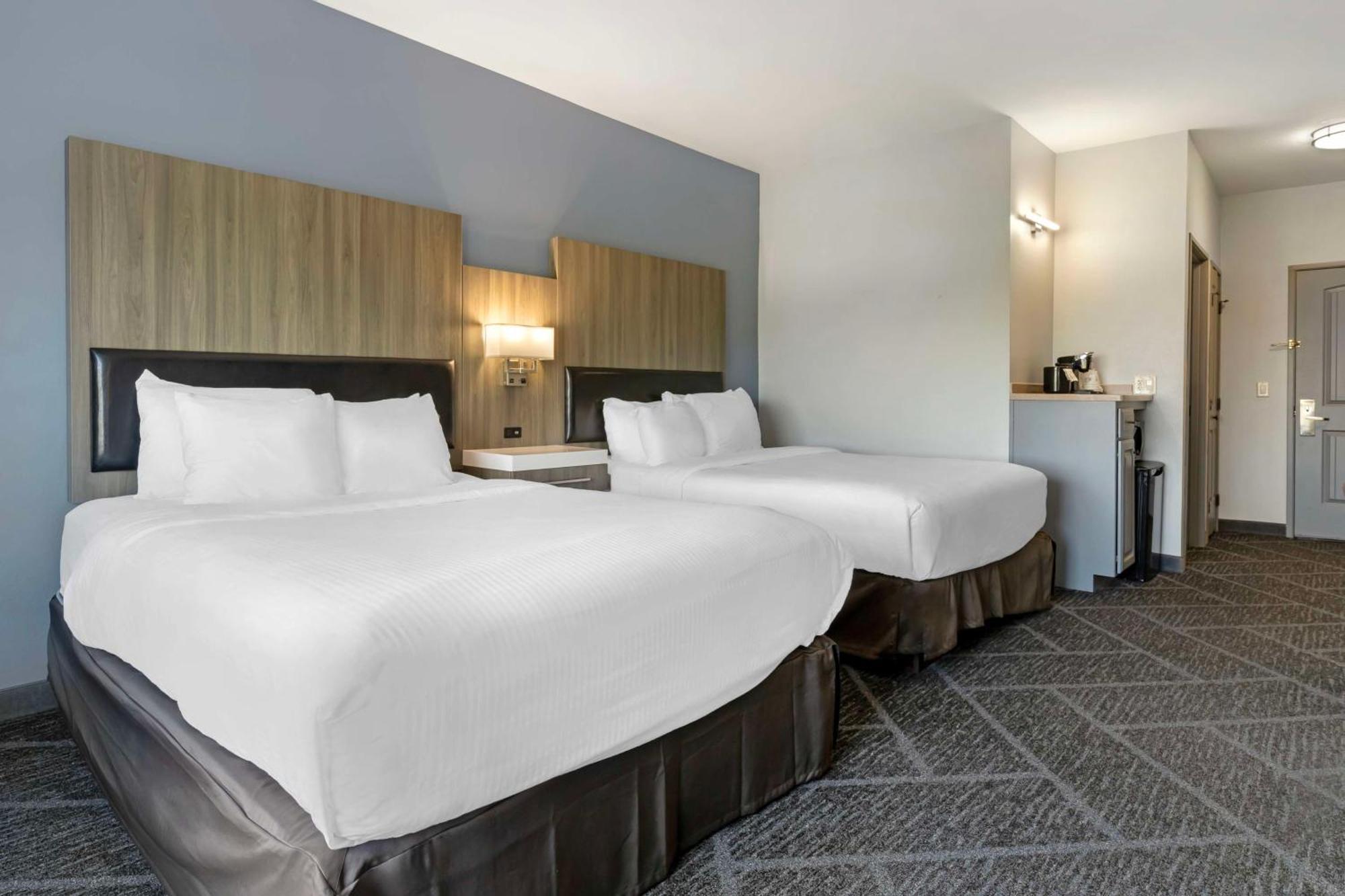 Best Western Plus Appleton Airport Mall Hotel Exterior foto